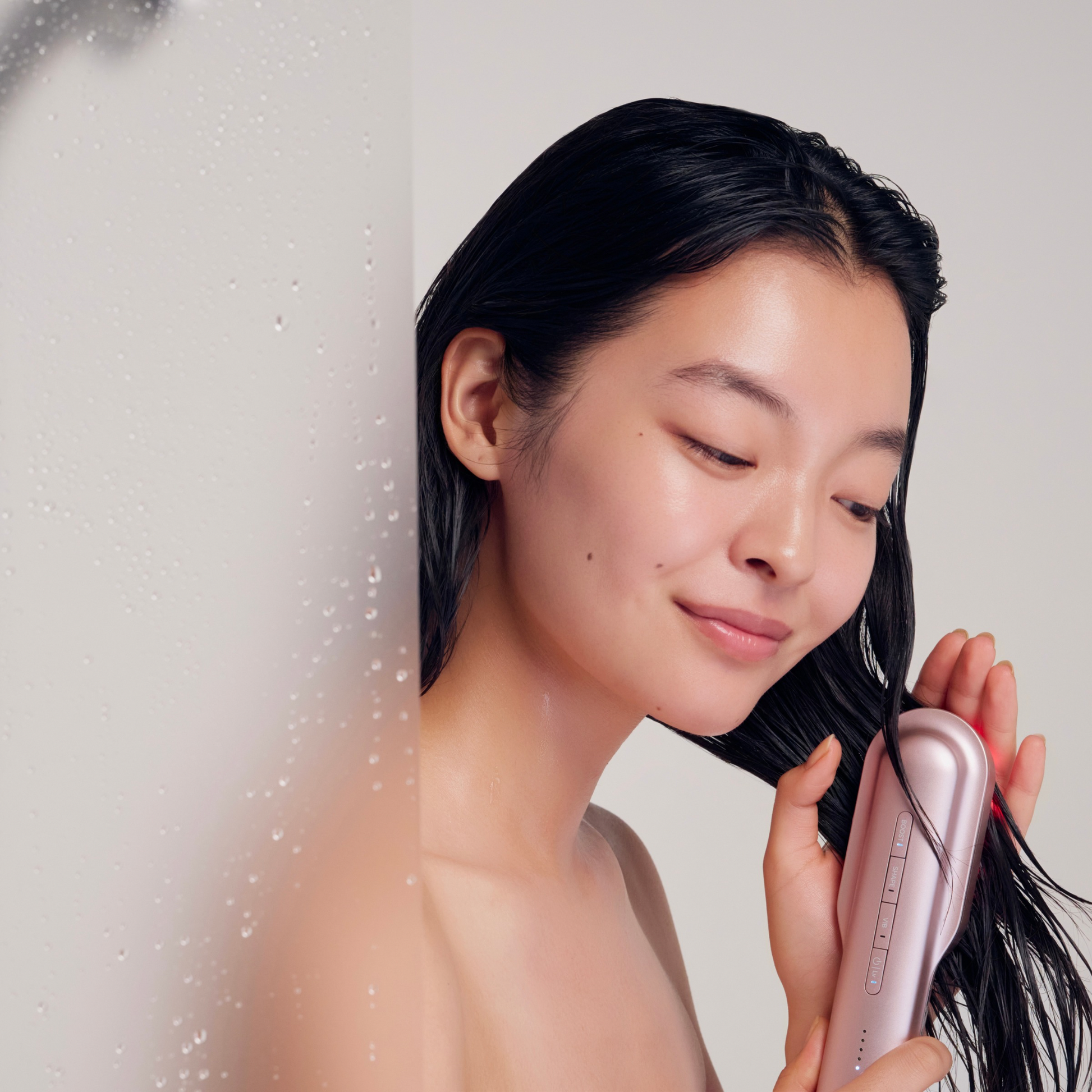 STELLA BEAUTE PRO2.0｜頭皮から引き上げる、最高峰レーザー＆EMSリフトブラシ